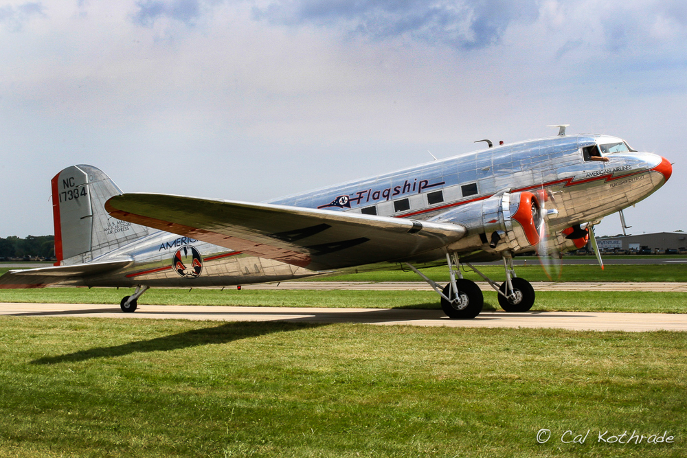 DC-3_Flagship_Detroit2